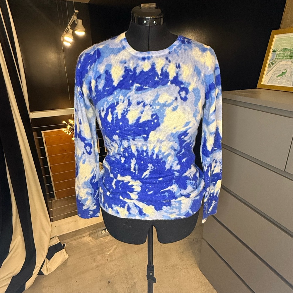 Blue and White Tie-Dye Cashmere Sweater